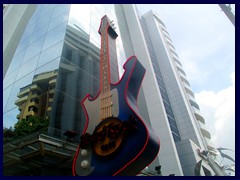 Hard Rock Café, Zona Viva 01